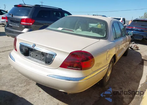 2001 Lincoln Continental z USA, uszkodzony, nr VIN 1LNHM97VX1Y634007